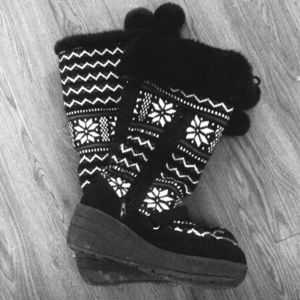 Adorable Sweater Winter Boots